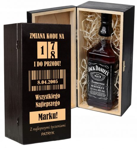  ALKOHOL DOBOZ AJÁNDÉK 18. SZÜLETÉSNAPRA VÉSELVE