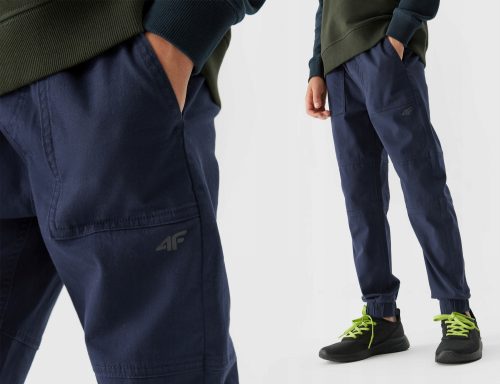 Gyermek melegítőnadrág - 4F BOYS' JOGGERS ALKALMI PÁLYÁK