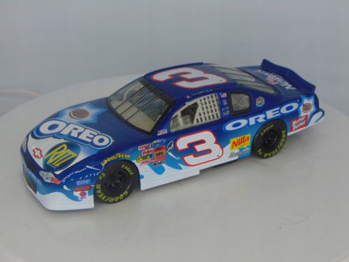  AKCIÓ 2002 DALE EARNHARDT JR #3 CHEVY MONTE CARLO OREO RITZ NASCAR - 1/24