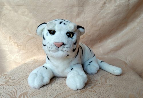  AXIOM WHITE TIGER PLÜS MASKOT