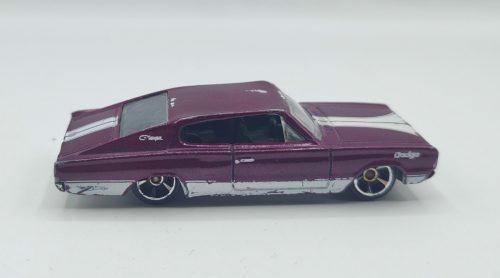  modell autó Hot W DODGE CHARGER 67