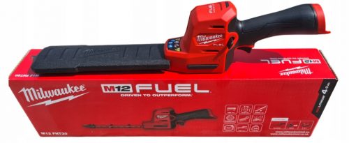 Milwaukee 20 cm-es 12 V-os akkumulátoros elektromos olló